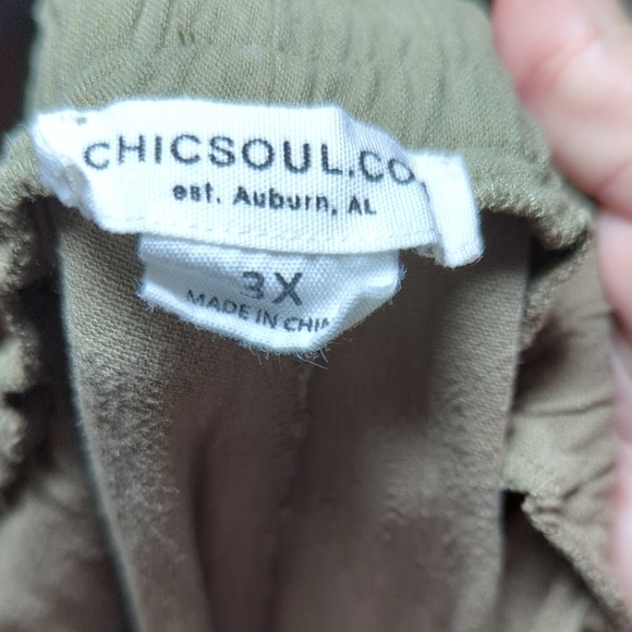 ChicSoul Olive Green Ruffle-Leg Pants Size 3X - Picture 5 of 6